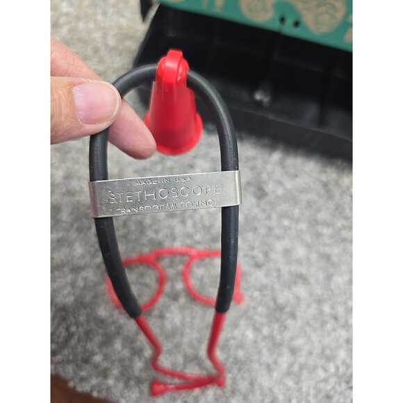 Vintage Transogram Doctor Nurse Medical Play Set Stethoscope Medicine Chest - Picture 11 of 16